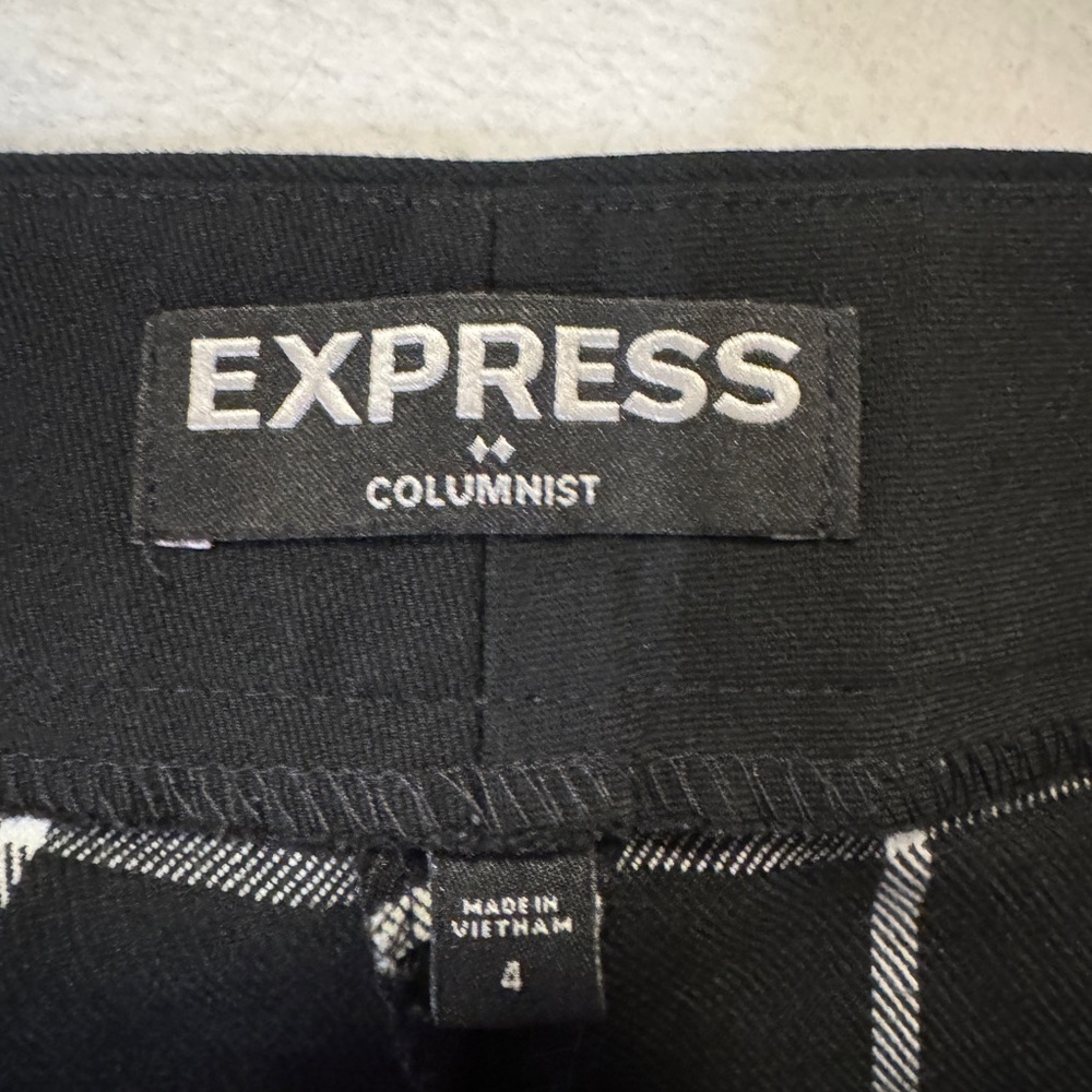 Express Black and White Grid Pattern Pants - Picture 3 of 7